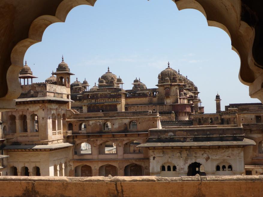 Почему самые горячие места Земли расположены не на экваторе, а намного севернее?