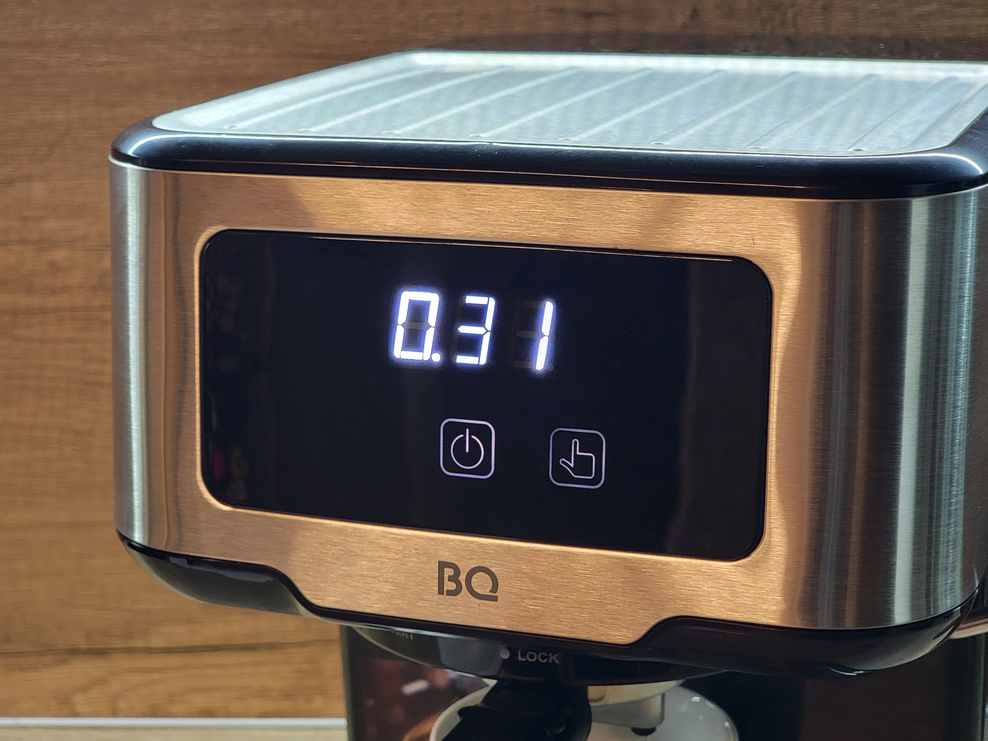 Bq кофеварка рожкового. Кофемашина BQ обозначения. BQ cm6000 обзор.