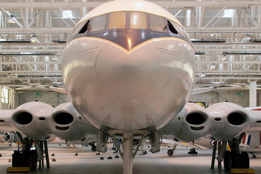 Фюзеляж Comet 1 и воздухозаборники двигателей de Havilland Ghost