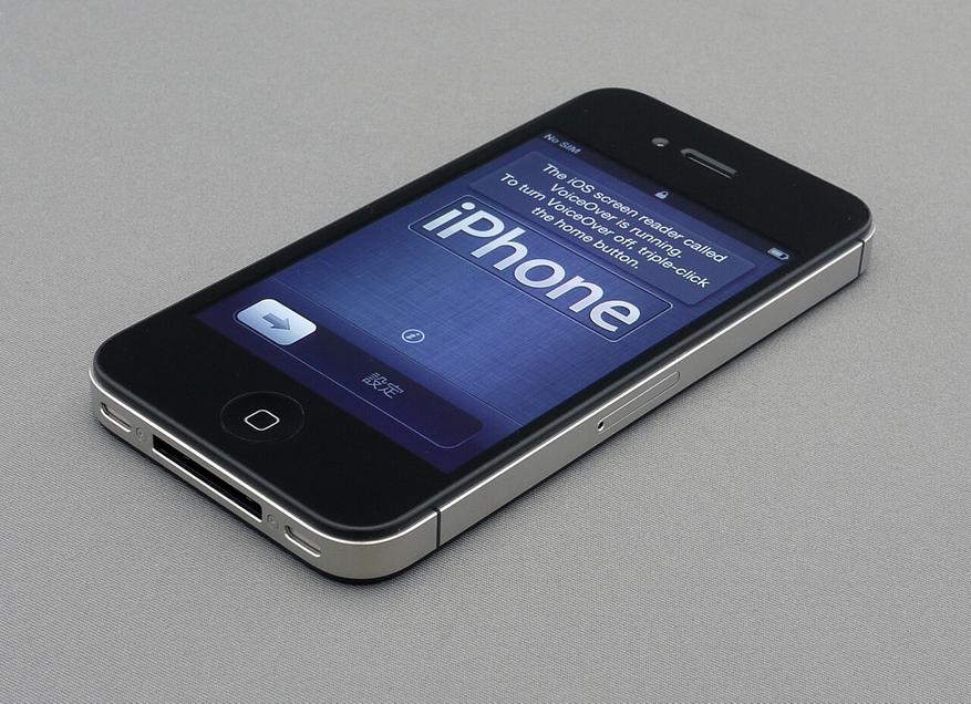 iPhone 4S