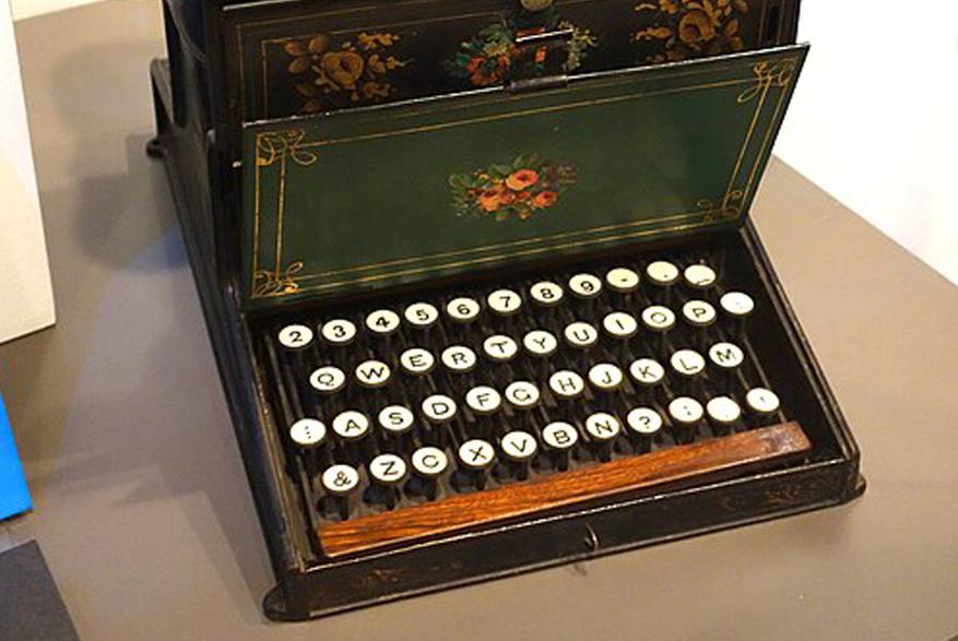 Первая печатная машинка Remington No. 1 (Sholes &amp; Glidden)