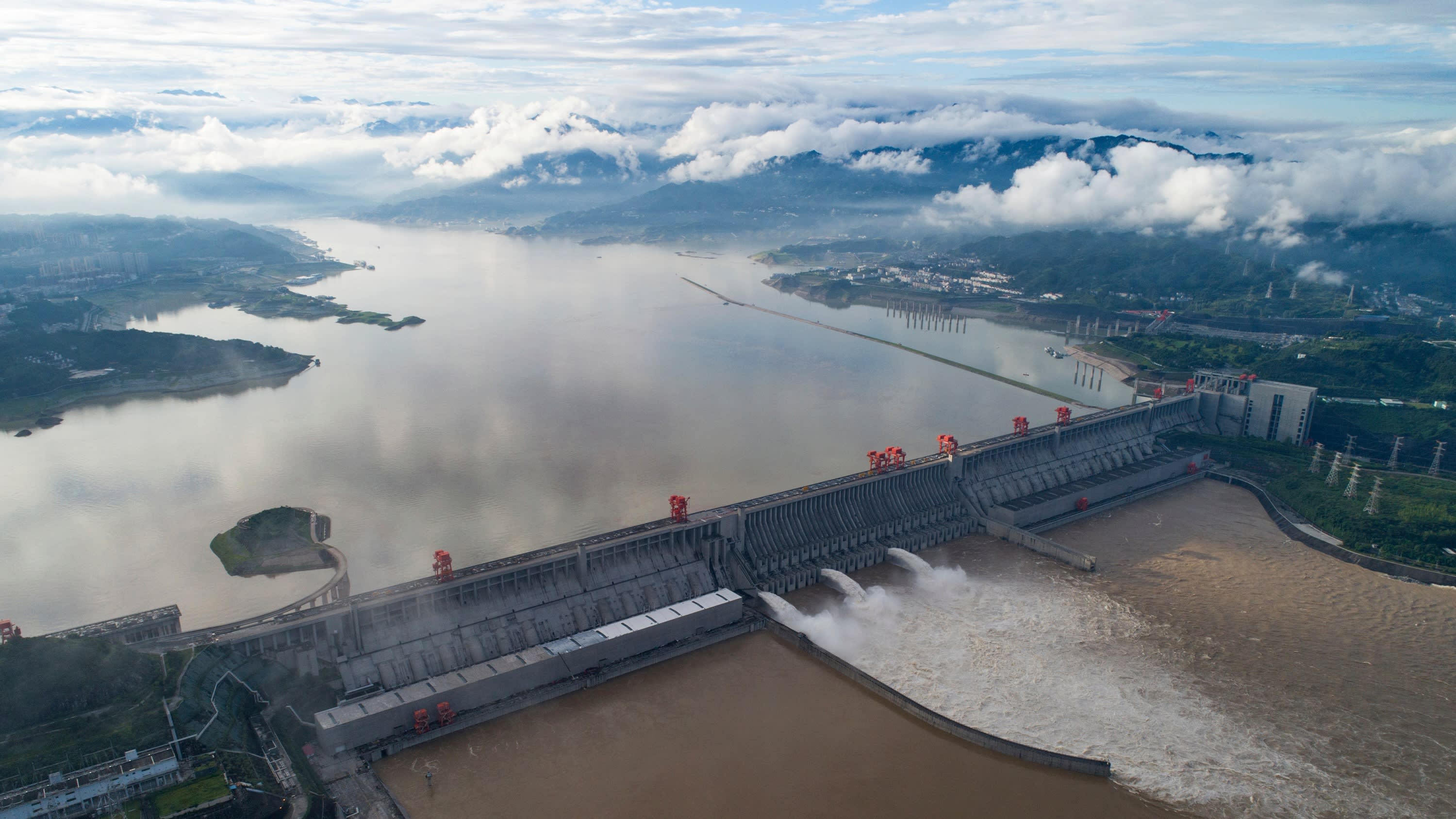 Самая высокая дамба. Санься ГЭС Китай. Три ущелья ГЭС. ГЭС Хуанхэ. ГЭС 3 ущелья в Китае.