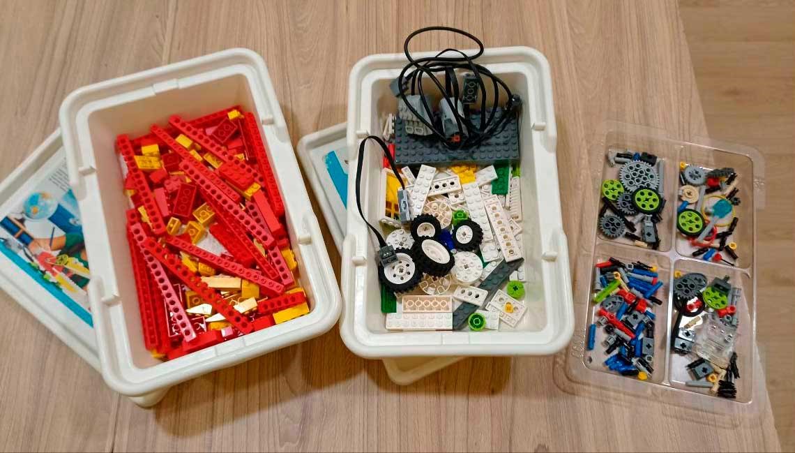 Обзор конструкторов Lego Wedo. Первые шаги в робототехнике / Своими ...