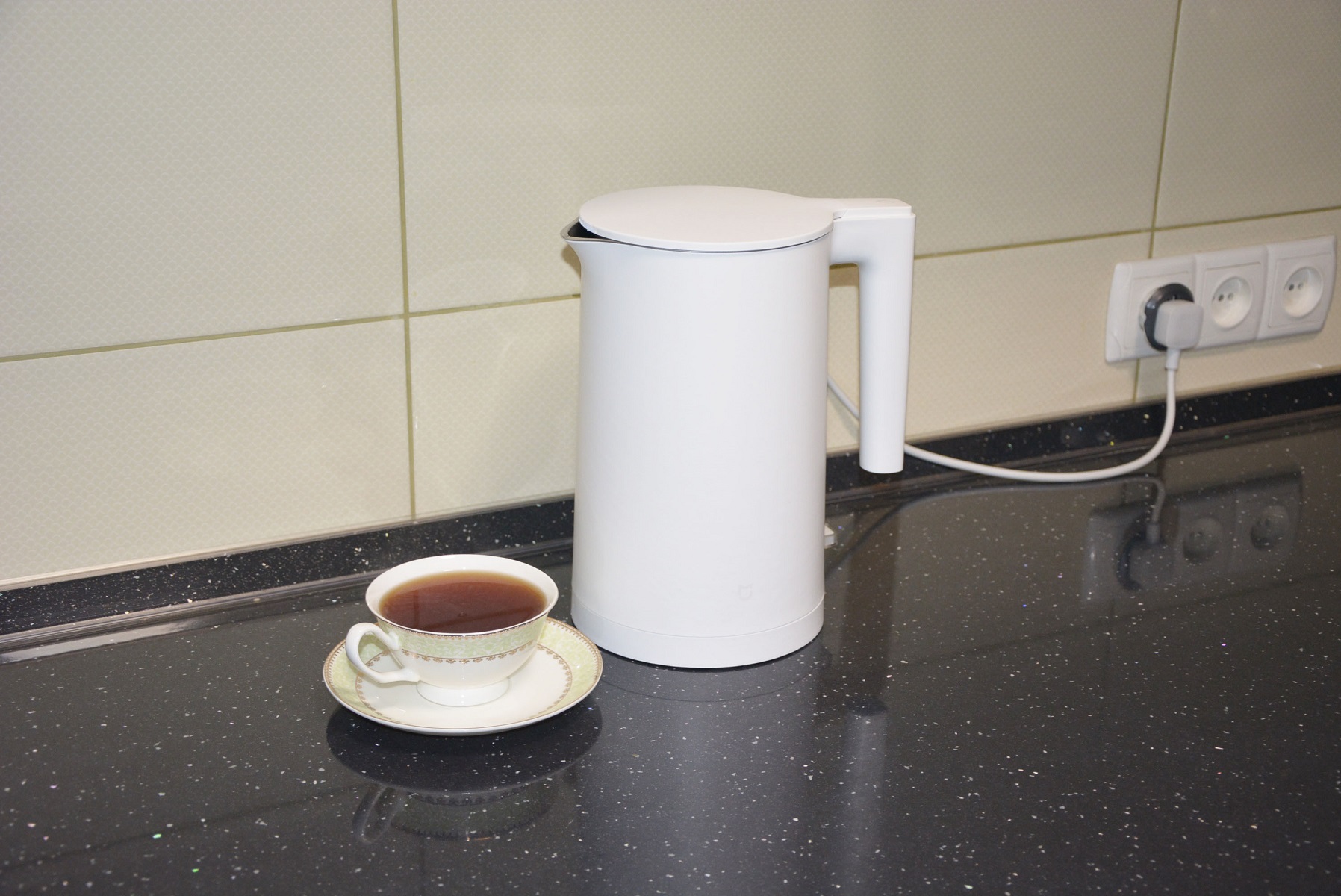 Чайник Xiaomi Mijia Electric kettle 2. Чайник с цельнометаллической колбой. Умный чайник Xiaomi Mijia Smart kettle – насколько он удобен?. Чайник xiaomi mijia electric kettle