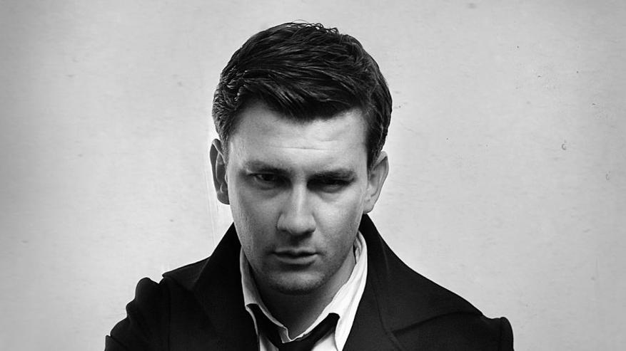 Дмитрий глуховский биография личная жизнь