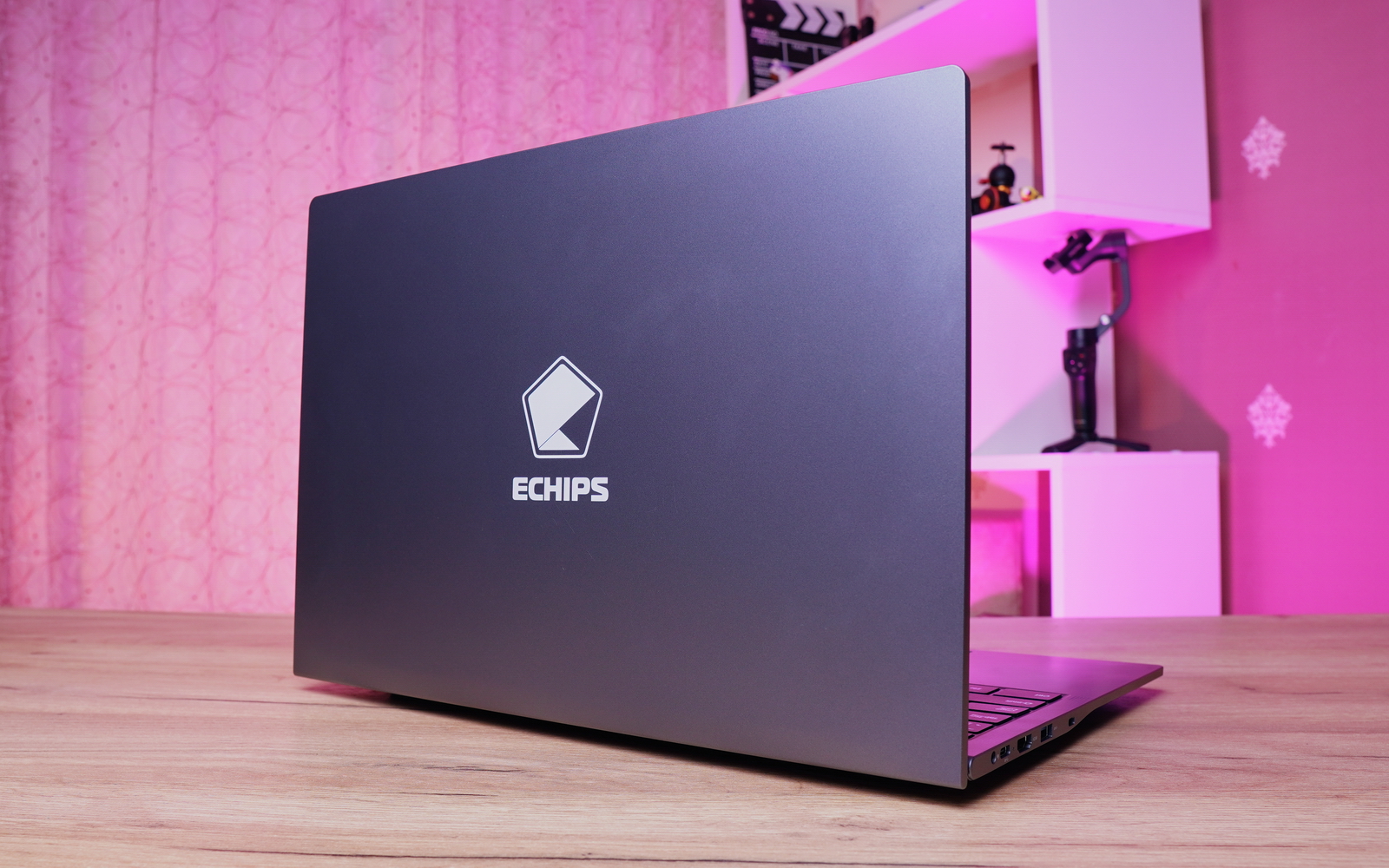Обзор ноутбука Echips Teen: недорогие 16 дюймов с Ethernet и раскрытием ...