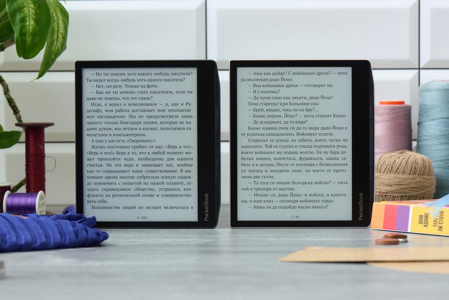 PocketBook 700 Era Lite (слева) и PocketBook 700 Era (справа)