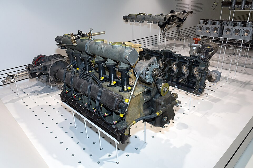 Двигатель Porsche Type 912 в разрезе