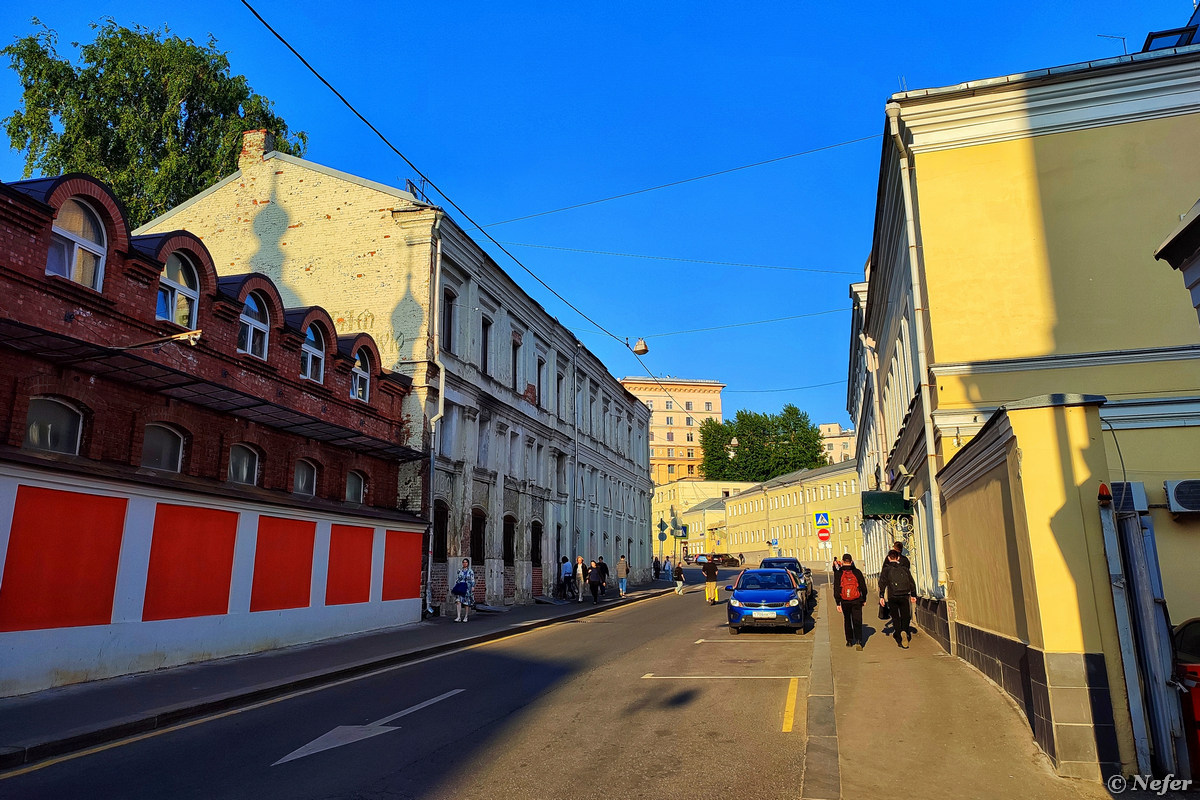 Современная хитровка. Хитровская площадь в Москве. Хитровский переулок 4. Яуза Подколокольный переулок. Подколокольный переулок 4.