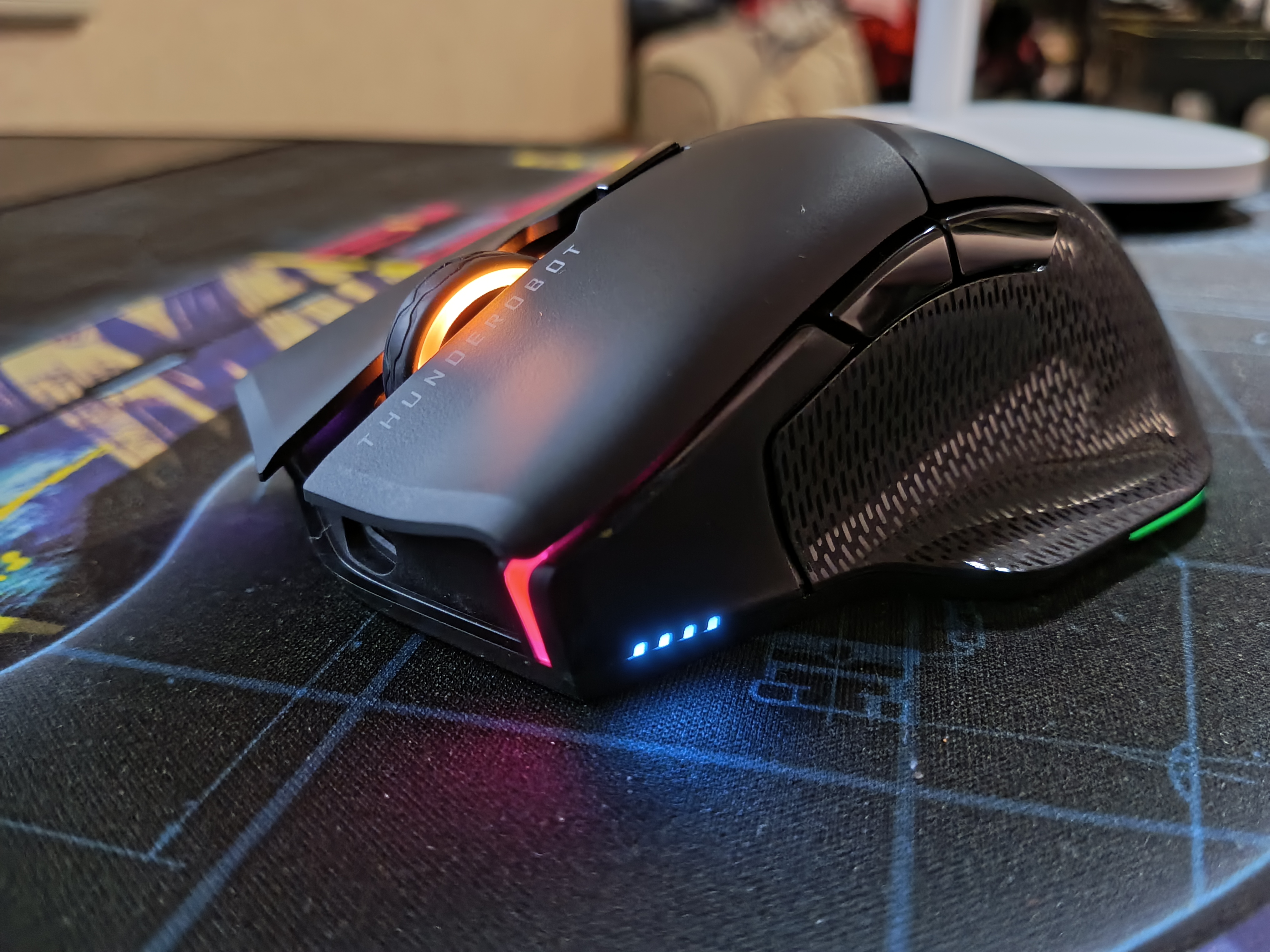 Обзор (бес)проводной мышки Thunderobot ML703 Pro с RGB-подсветкой и ...