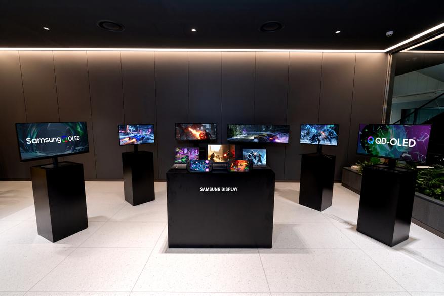 OLED-панели Samsung Display на конференции Computex Taipei 2026