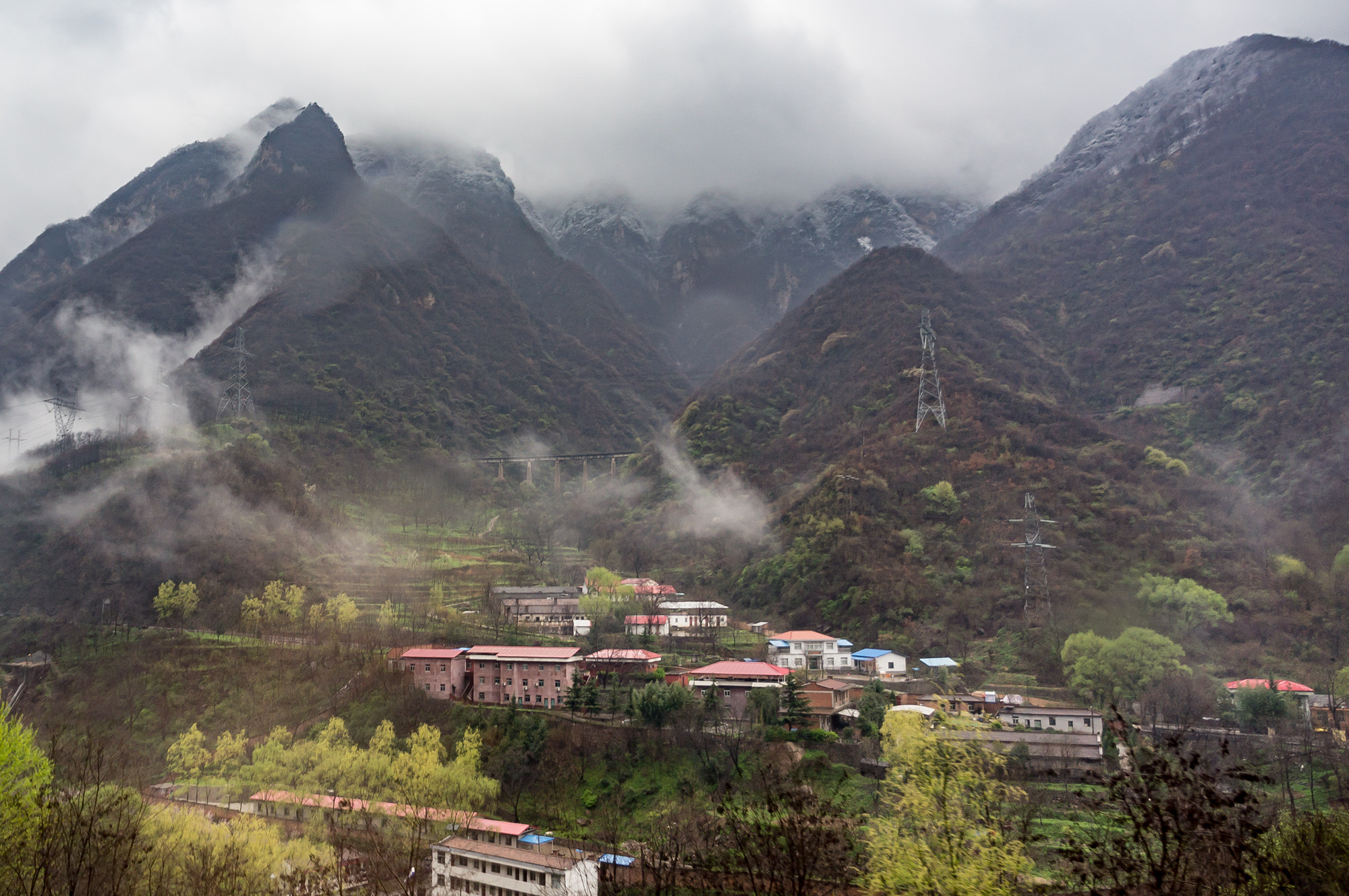 700 километров геологической аномалии: в Китае найдена дуга спящих вулканов