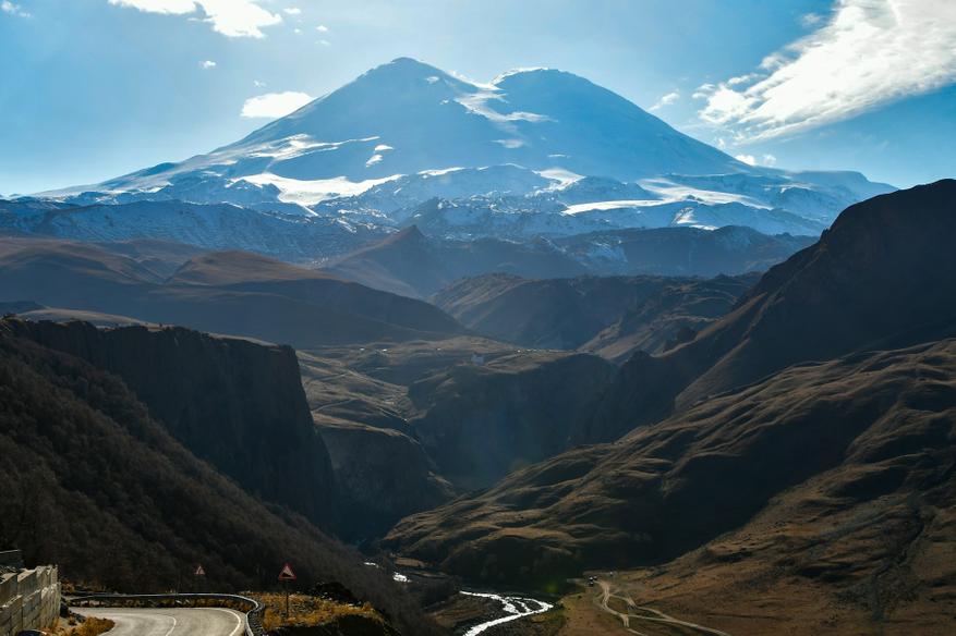Открыта новая высокогорная стоянка древних людей возле Эльбруса