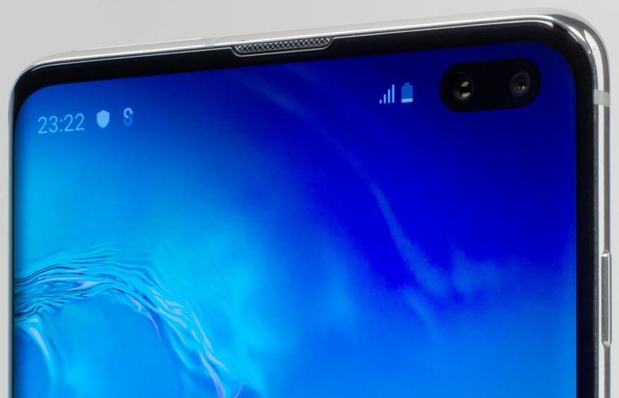 Линейка флагманских смартфонов Galaxy S10 лишилась индикатора уведомлений на верхней рамке