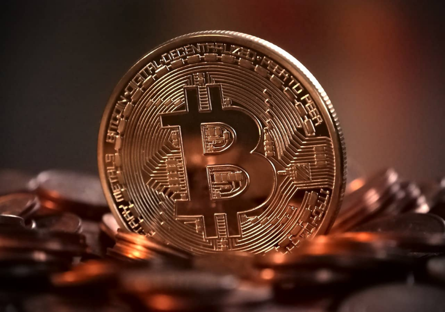 
                            Чарли Шрем продает коллекцию исторических артефактов биткоина на аукционе
            
            
            
                    0