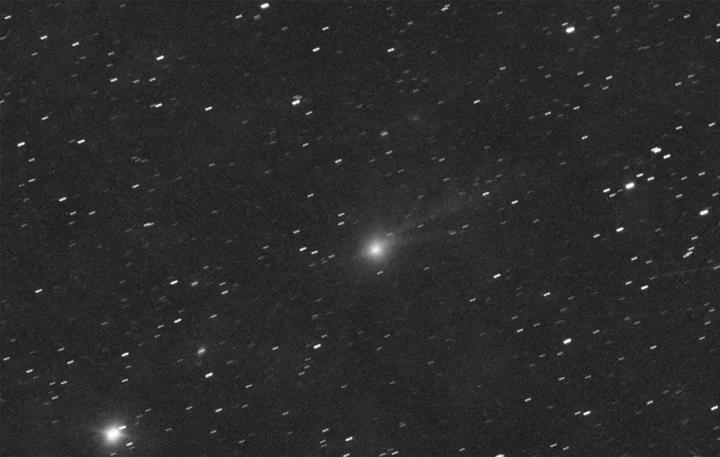 У кометы 3I/ATLAS появились гигантские хвосты после пролета мимо Солнца