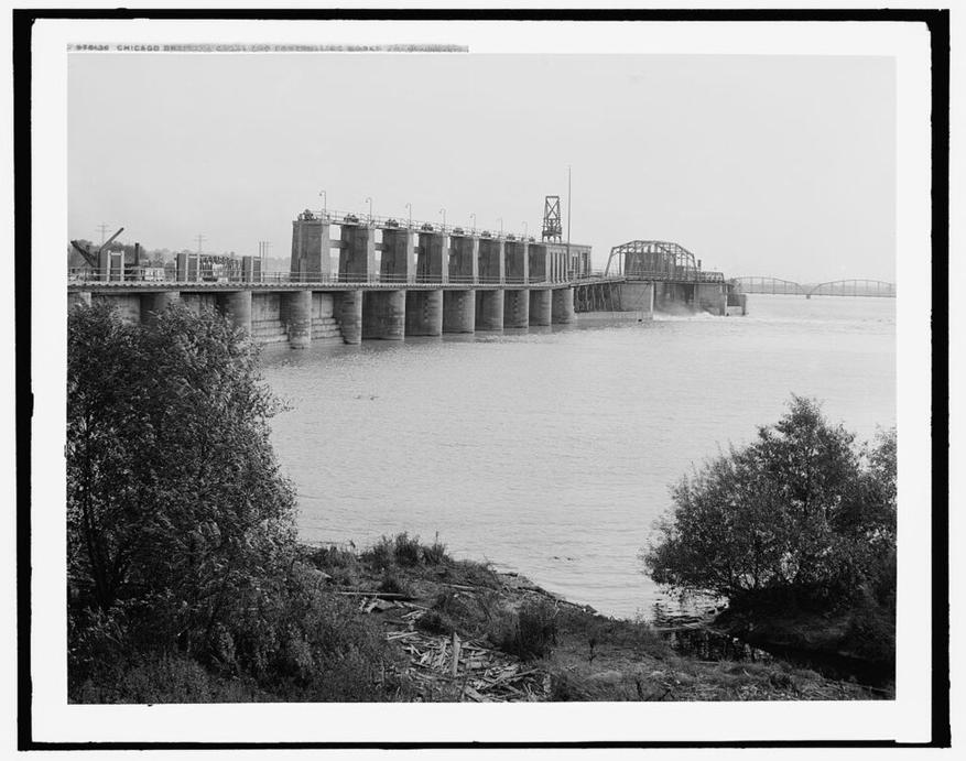 Канал и регулирующие сооружения в Локпорте, 1898–1910 годы. Здесь видна уже работающая гидротехническая система, с помощью которой регулировали поток воды.