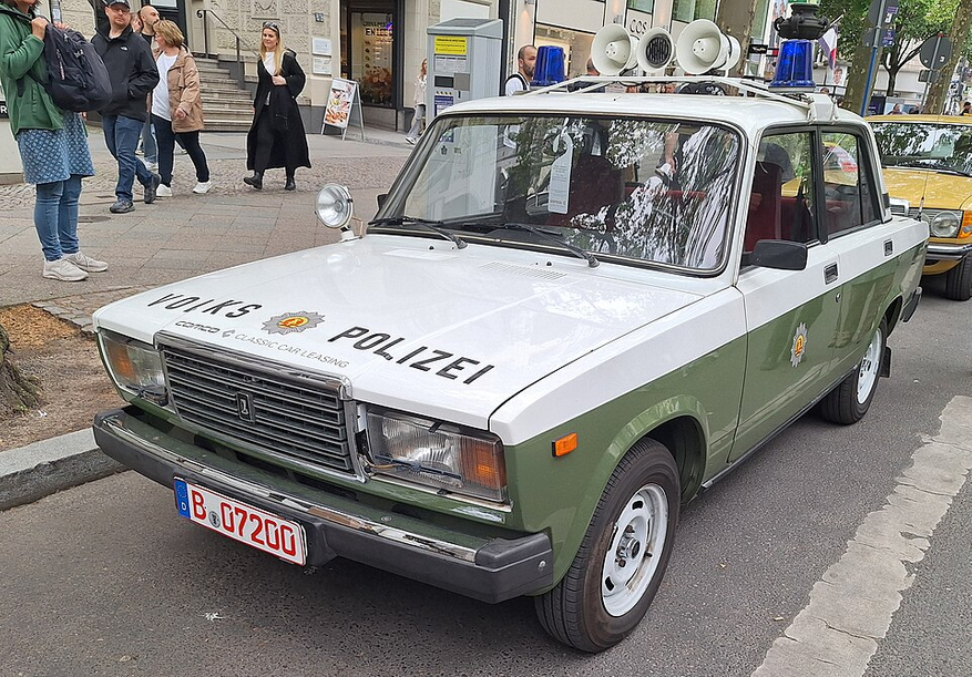 Полицейское авто в Берлине