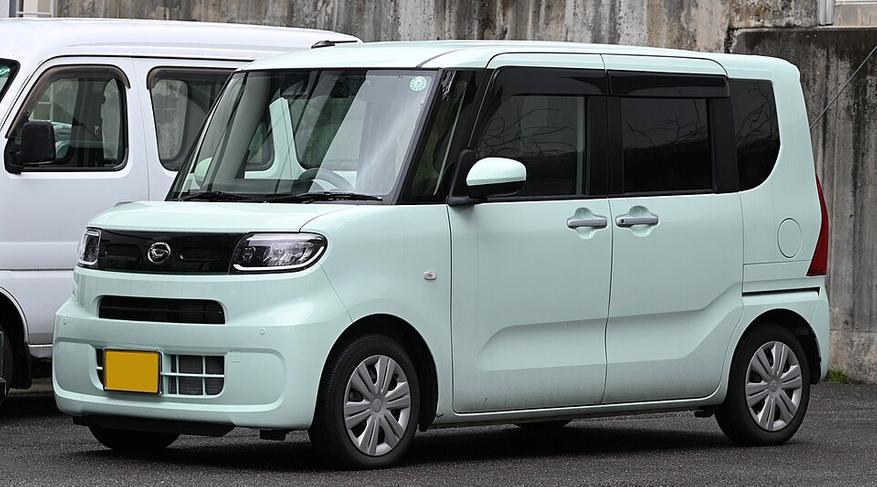 Японский Daihatsu с литровым ДВС 
