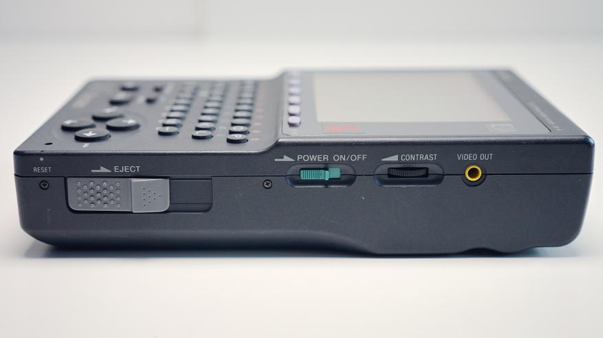 Sony Data Discman DD-8