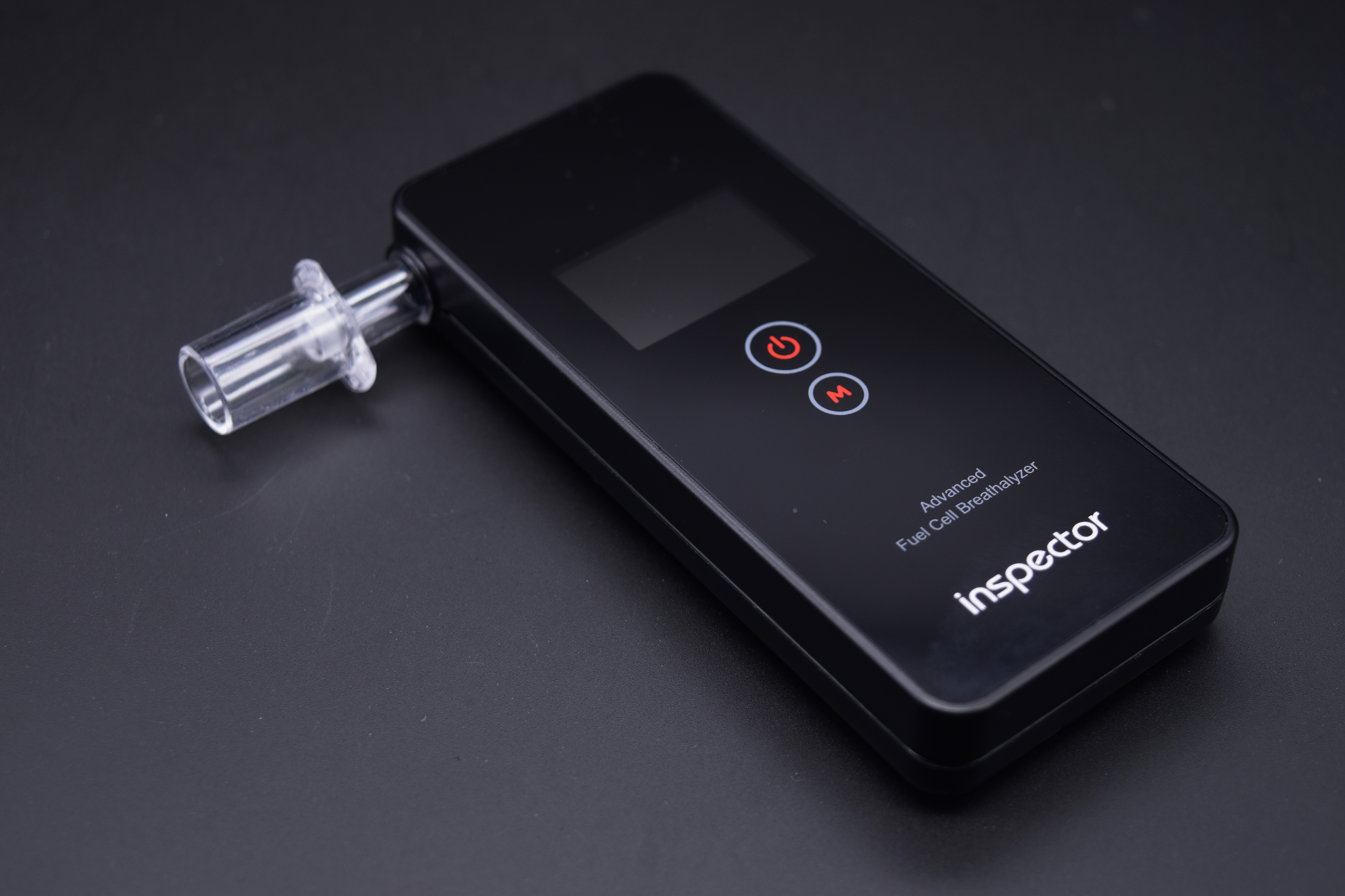 Электрохимический алкотестер Inspector AT750: пусть ваши права ...