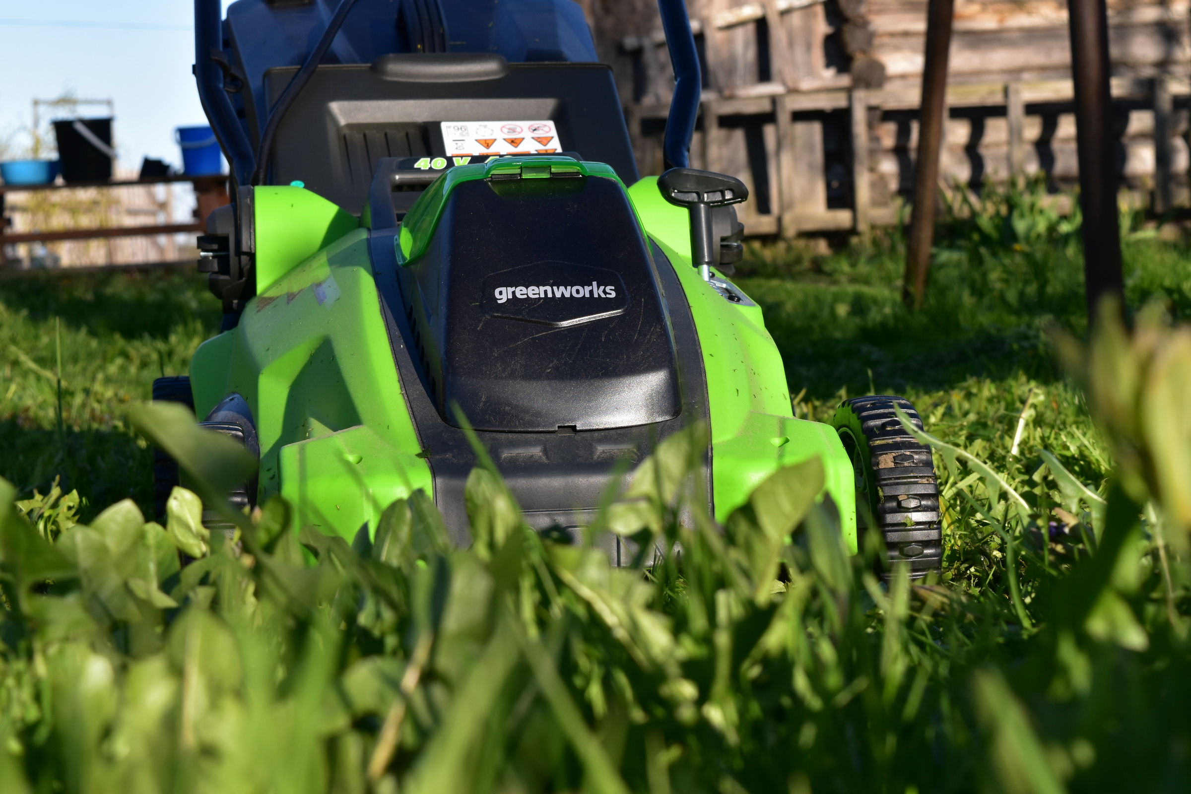 Аккумуляторная газонокосилка Greenworks G40LM40K3: лучше, чем бензиновый  аналог / Инструменты / iXBT Live