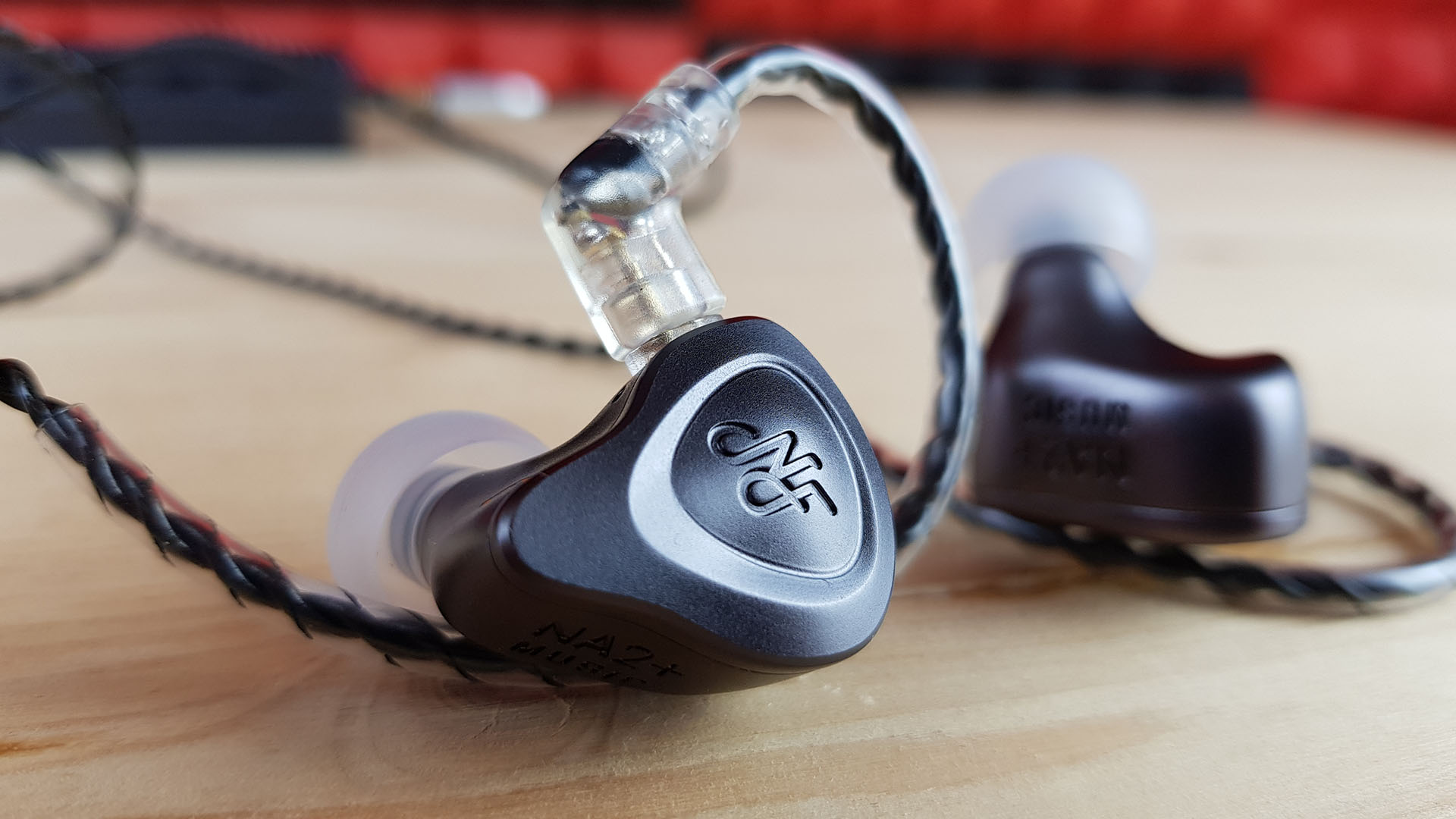 Наушники k55. NF Audio na2+.