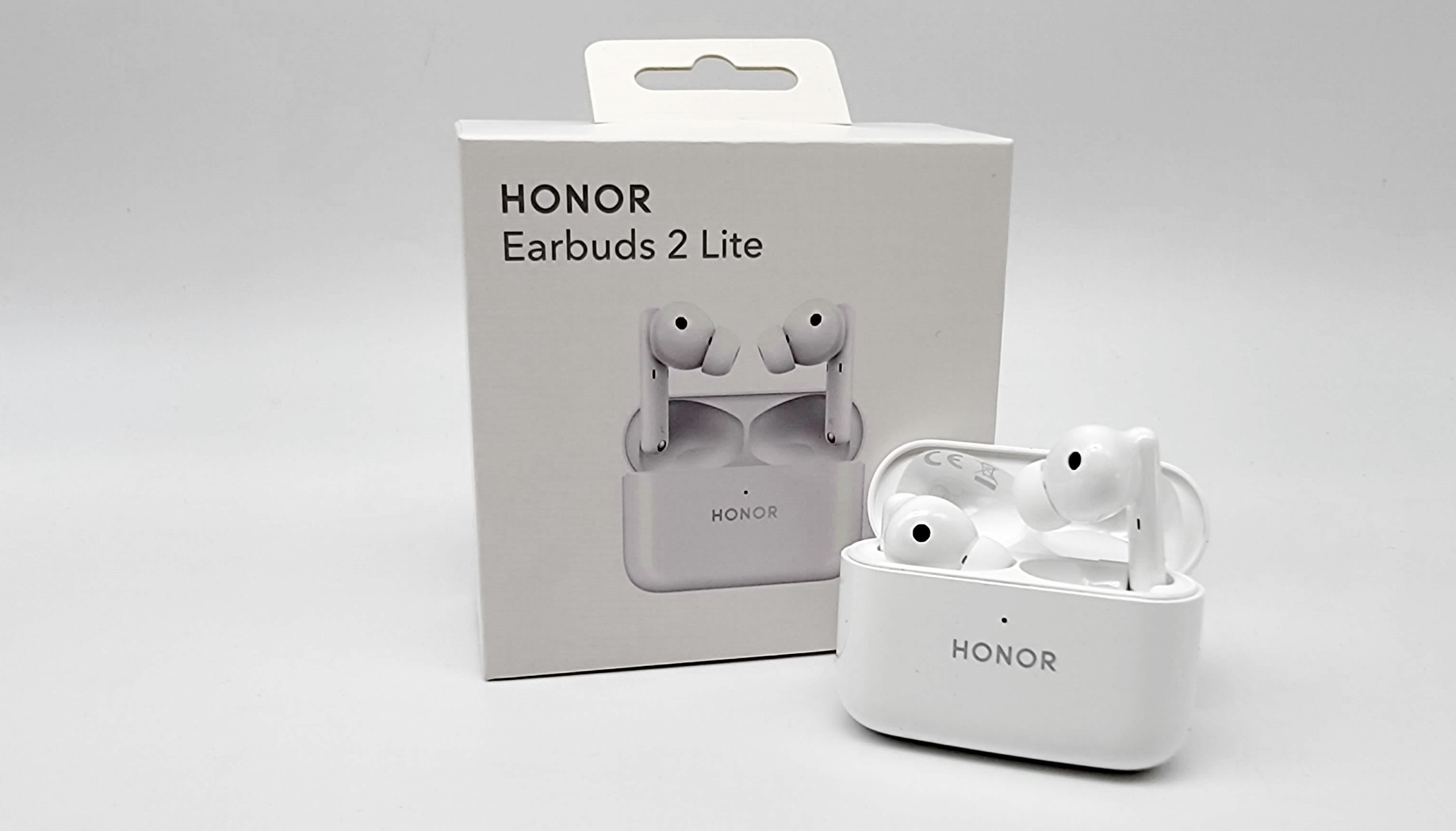 Honor earbuds 2. Наушники TWS Honor Earbuds 2 Lite белый. Хонор 2 Лайт наушники. Беспроводные наушники Honor Earbuds 2 Lite. True Wireless Honor Earbuds 2 Lite ледяной белый.