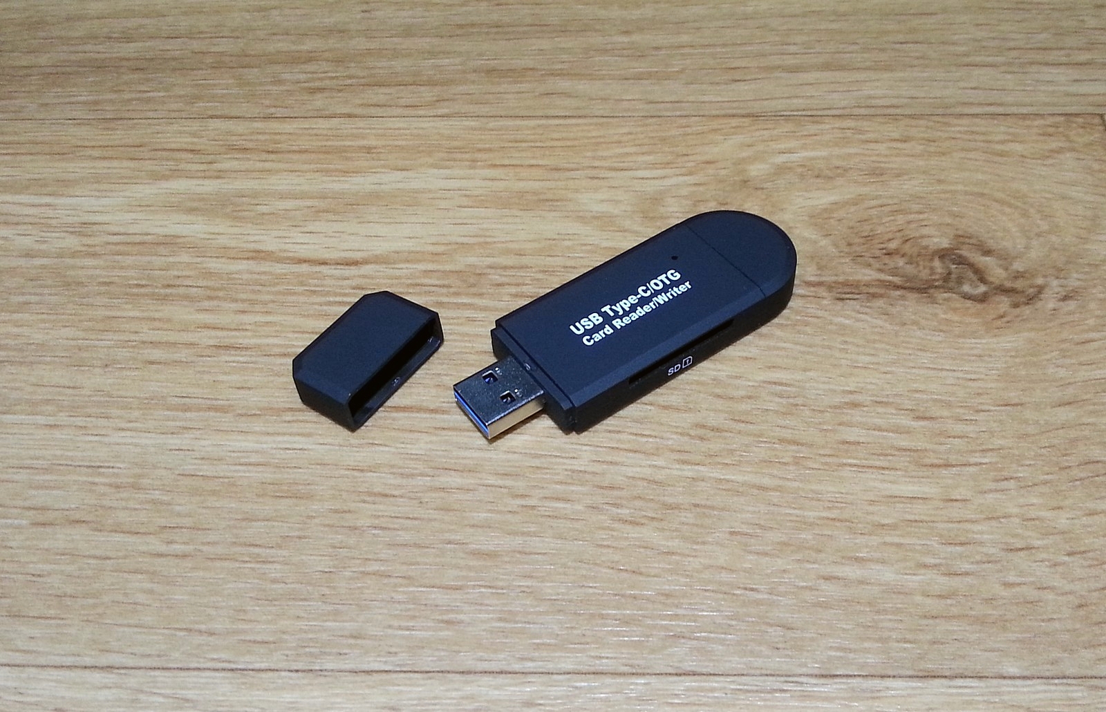 Планшет с usb разъемом для флешки. Двойной картридер.