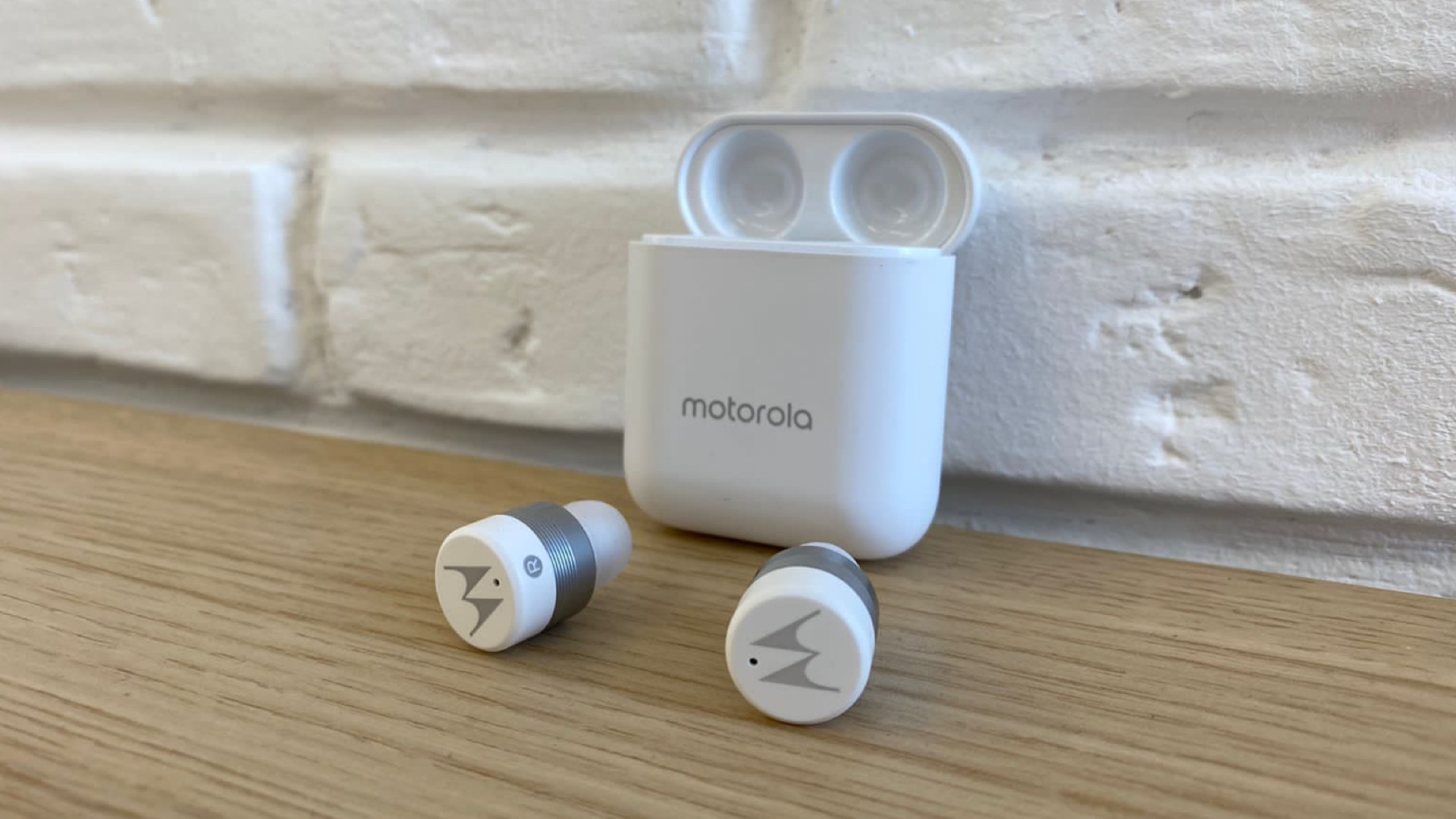 Motorola verve buds online 110 white