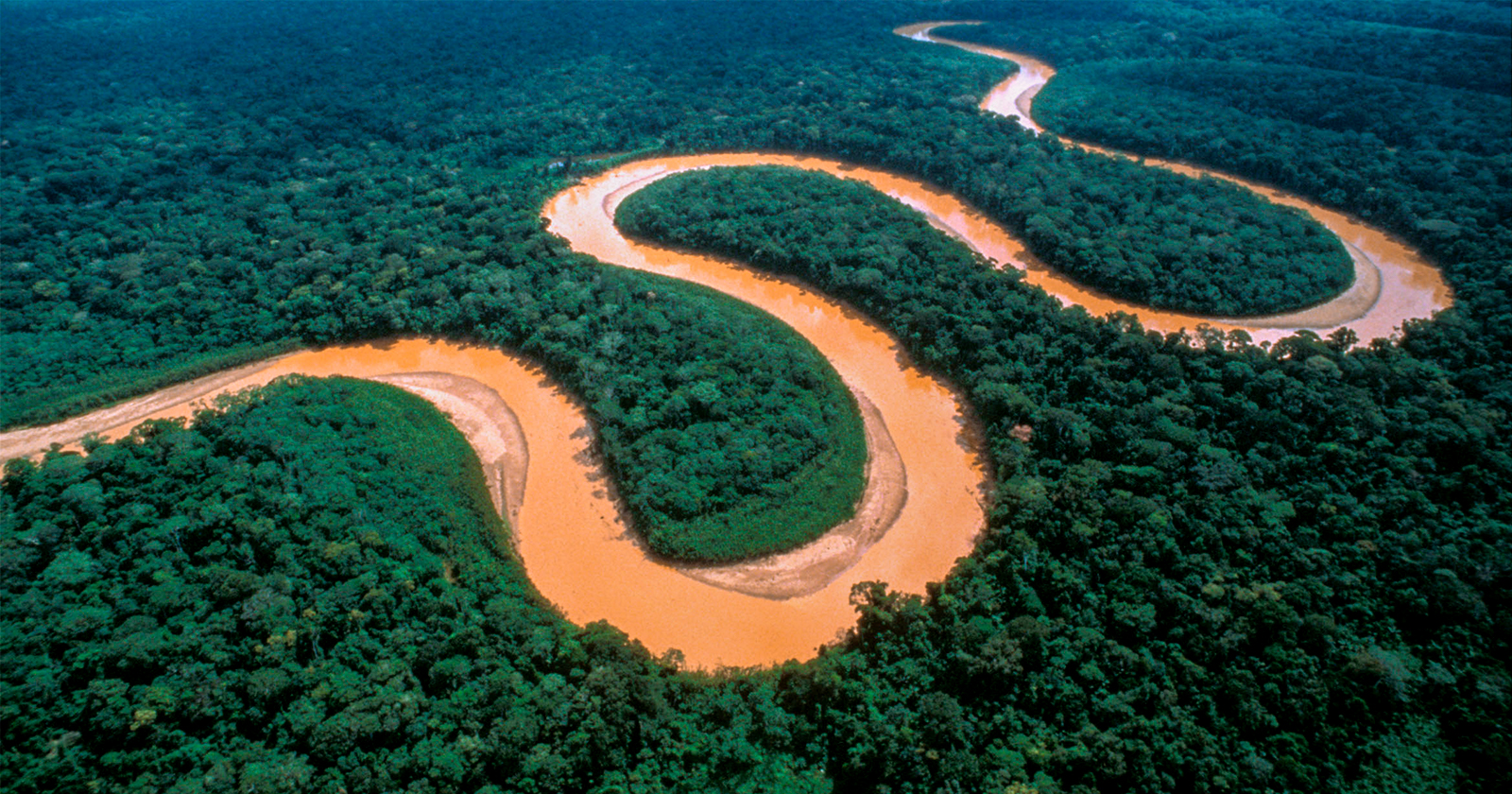 Почему отсутствуют мосты через реку Амазонку?