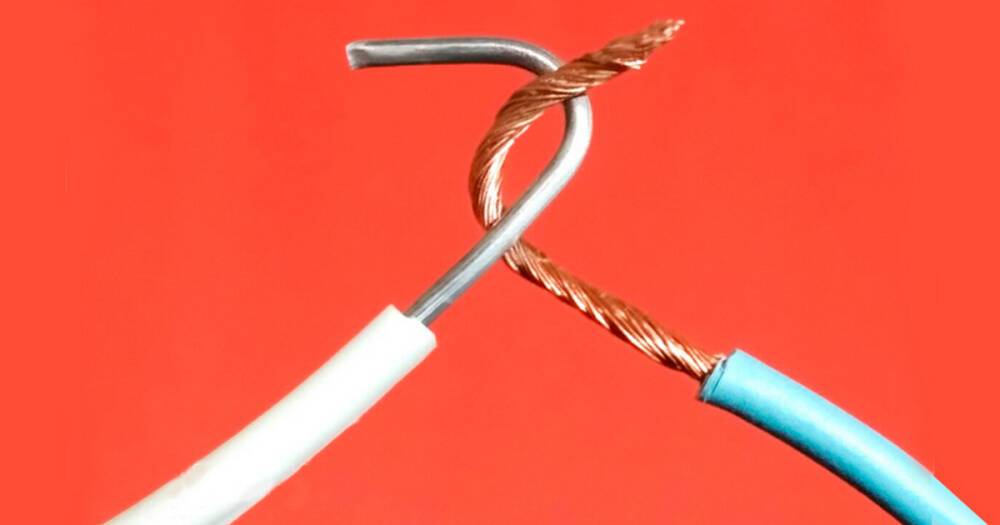 (26) Как скрутить шнур для шлёвок, бретелек, поясов. - YouTube | Napkins, Tableware