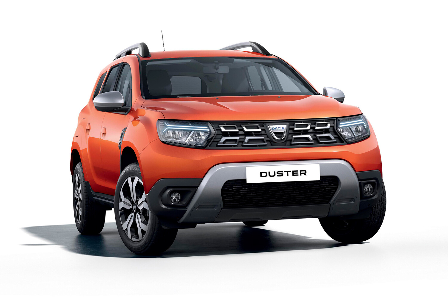 Вам на Dacia? В Россию завезли не совсем обычные автомобили Renault Duster  / Автомобили, транспорт и аксессуары / iXBT Live