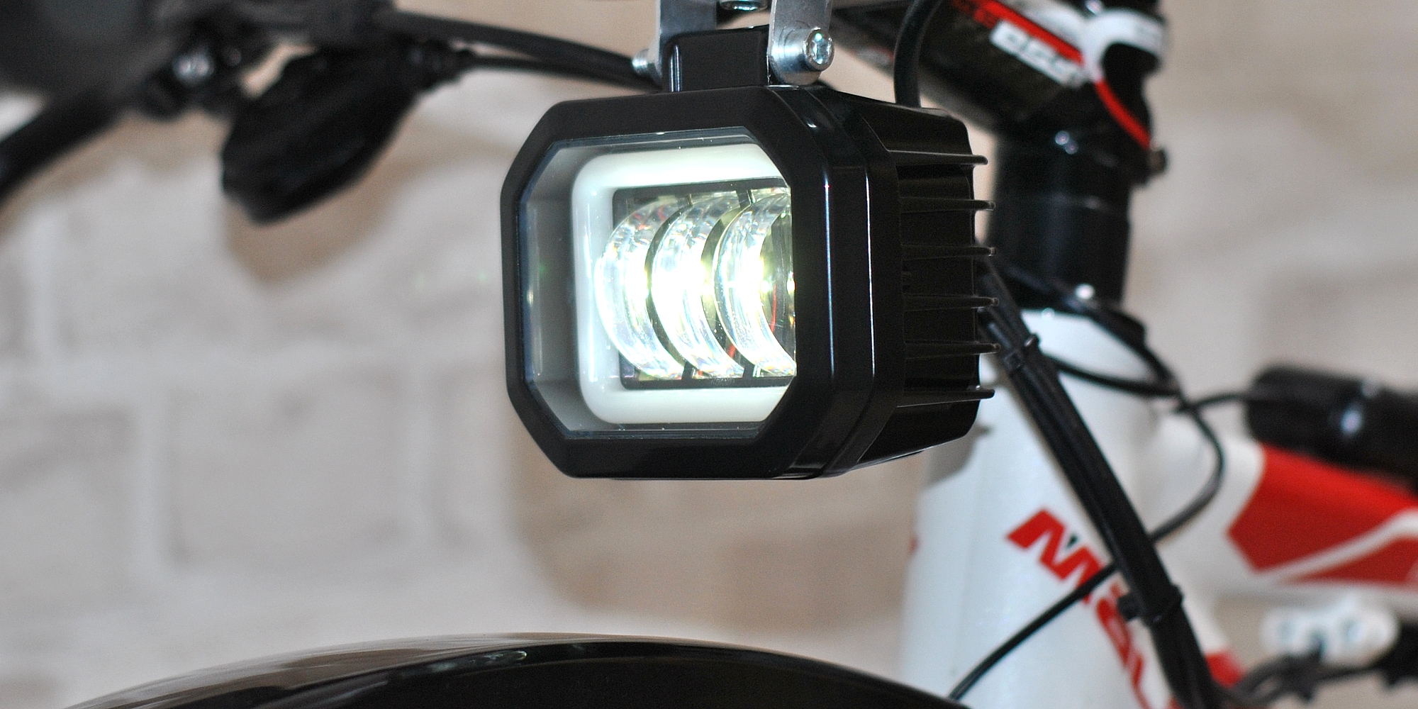 Переделываем обычный велосипедный фонарь в светодиодный