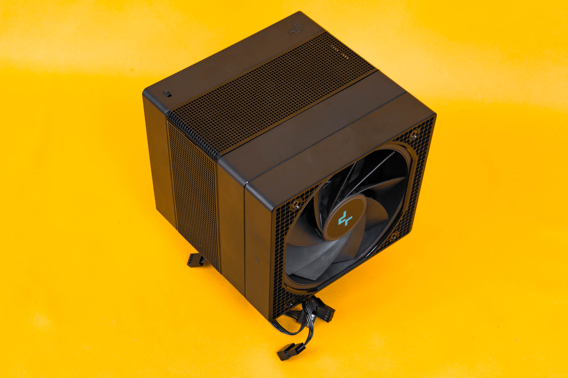 Башенный кулер DeepCool Assassin IV: новый флагман воздушного охлаждения  компании / Корпуса, БП, ИБП, охлаждение, сетевые фильтры / iXBT Live