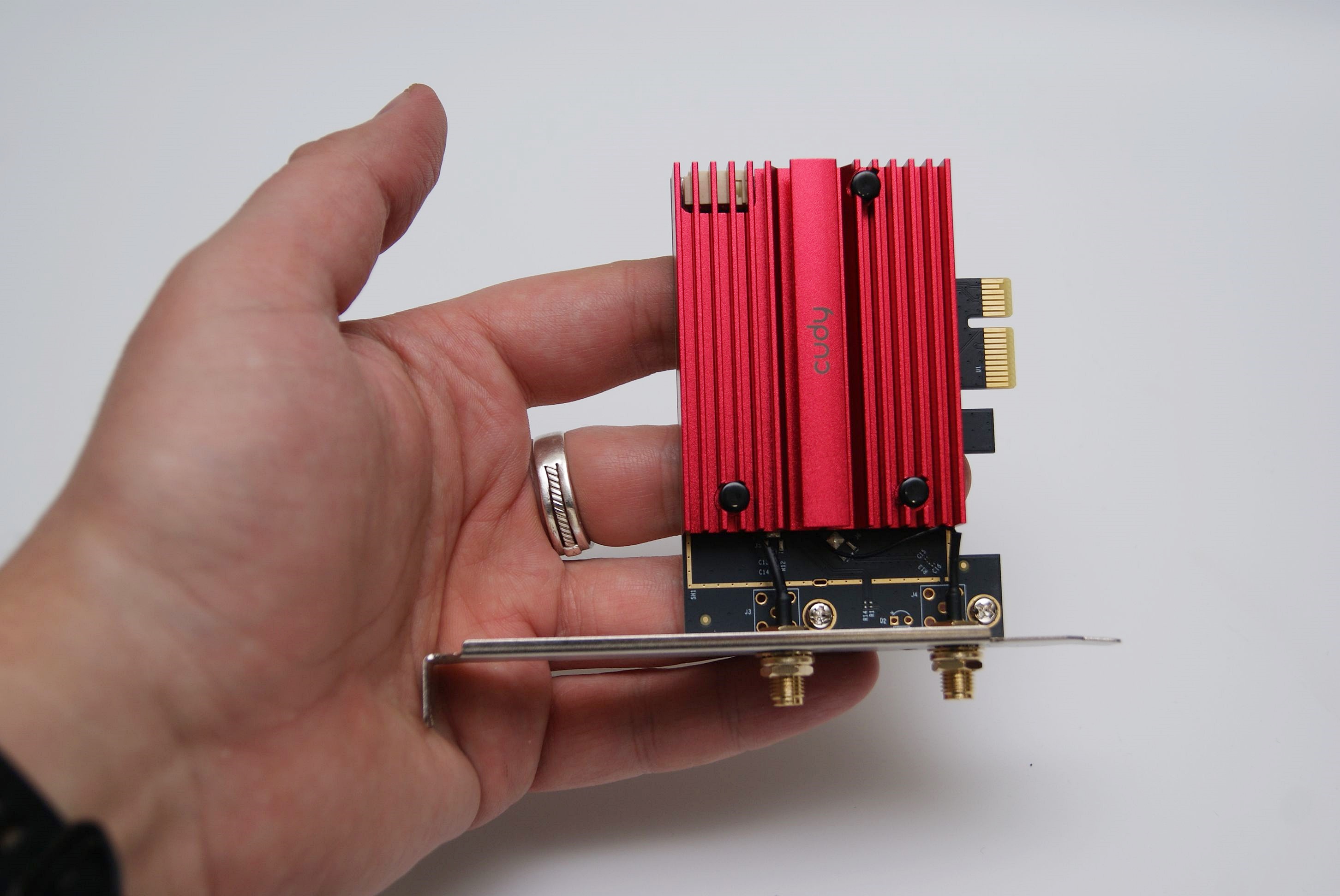 Обзор Cudy WE4000: сетевой PCIe-адаптер с Wi-Fi 6Е и Bluetooth 5.2 ...
