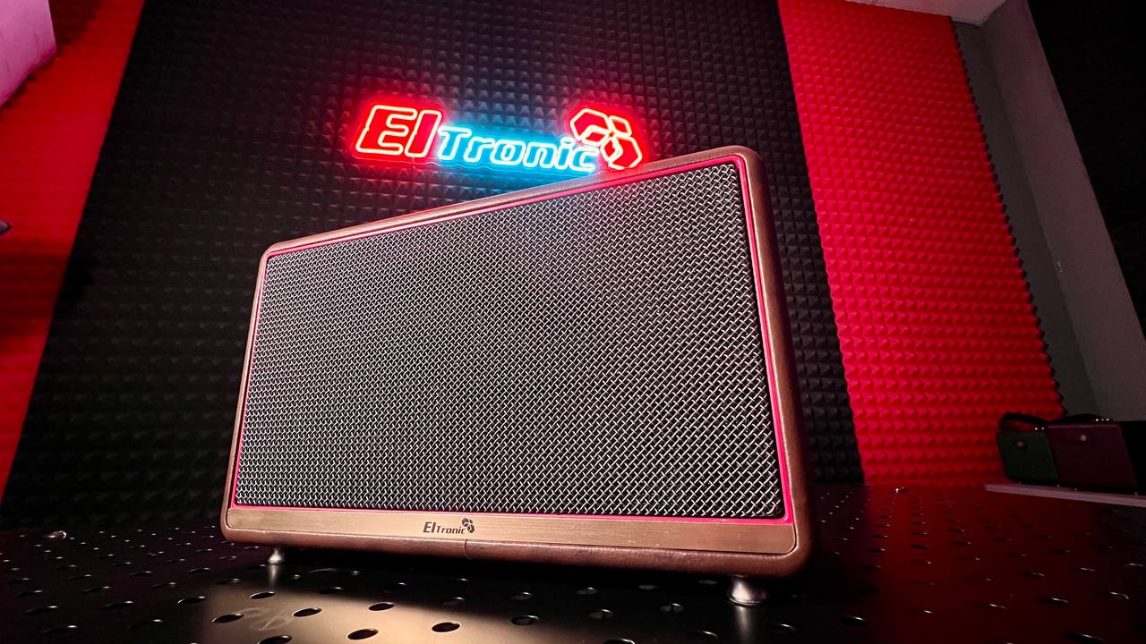 Eltronic monster box 1000. Ретро колонка с Bluetooth.