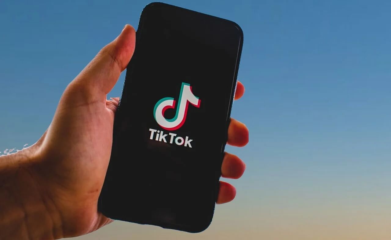 TikTok начал следить за рекламой и товарами представленными в видео. Новая  функция автоматически подставляет ссылки на свой магазин TikTok Shop /  Программы, сервисы и сайты / iXBT Live