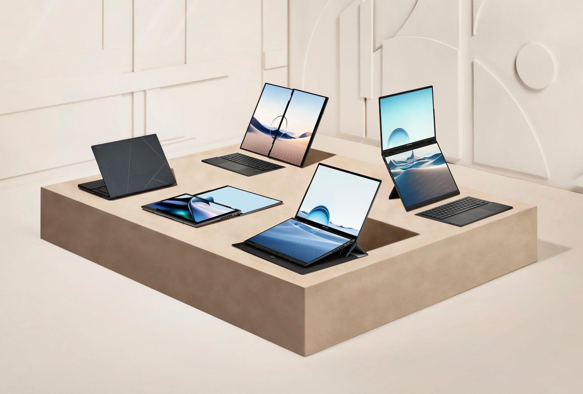 Asus начала приём заказов на «первый в мире» ноутбук Zenbook Duo с ...