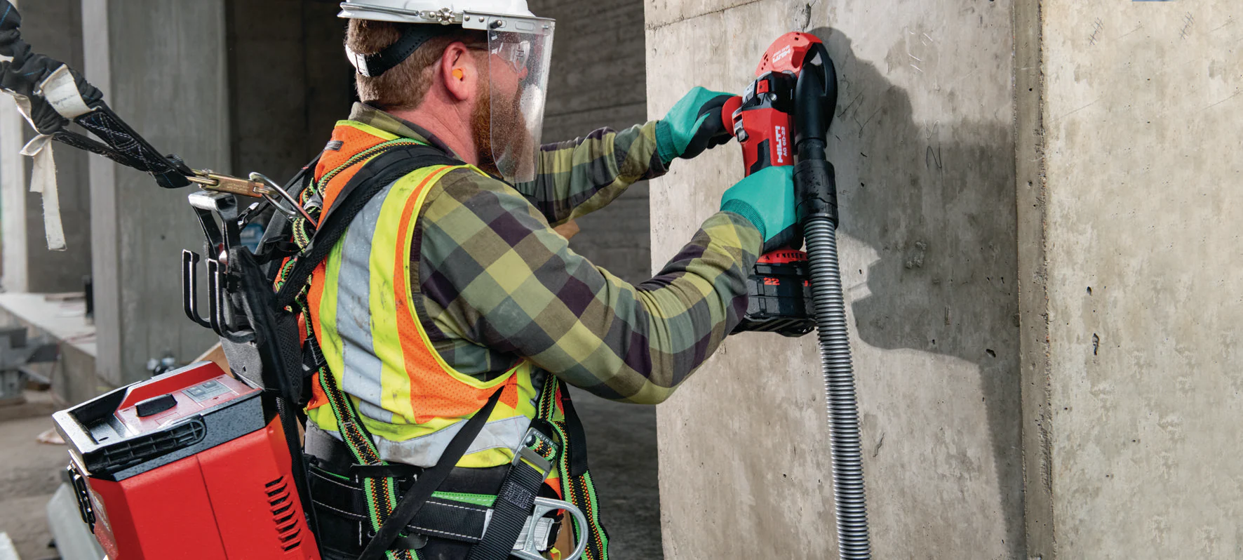 Компания Hilti выпустила аккумуляторный пылесос Hilti Nuron VC 140222