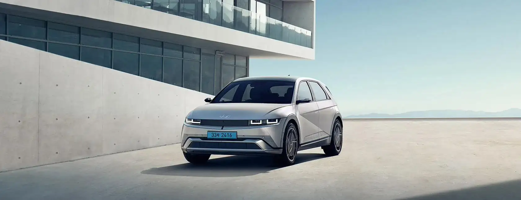 Обновленный Hyundai IONIQ 5 получил задний стеклочиститель / Авто и ...