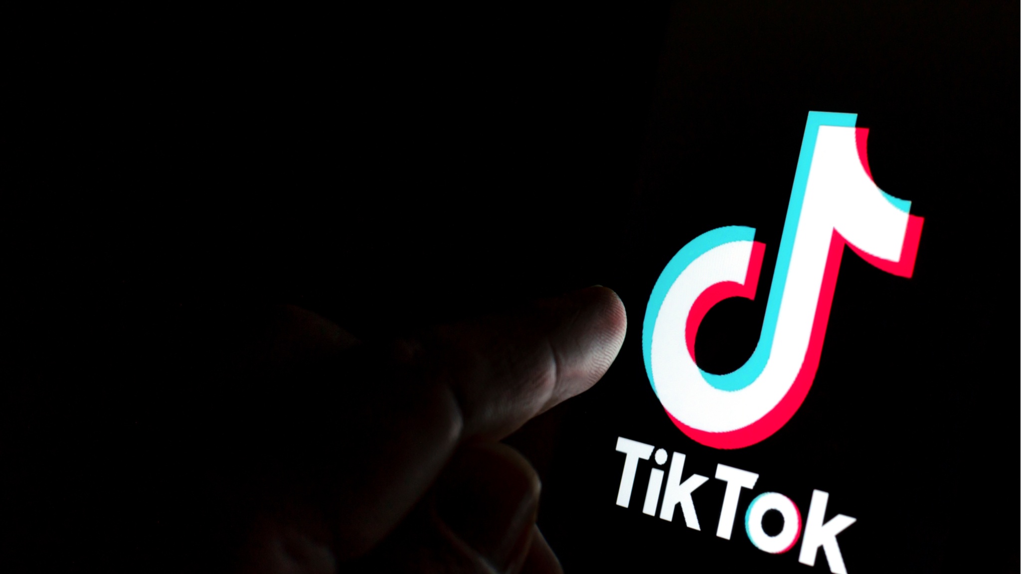 ТАСС: TikTok снова начал работать в России на iOS и Android / Оффтопик /  iXBT Live