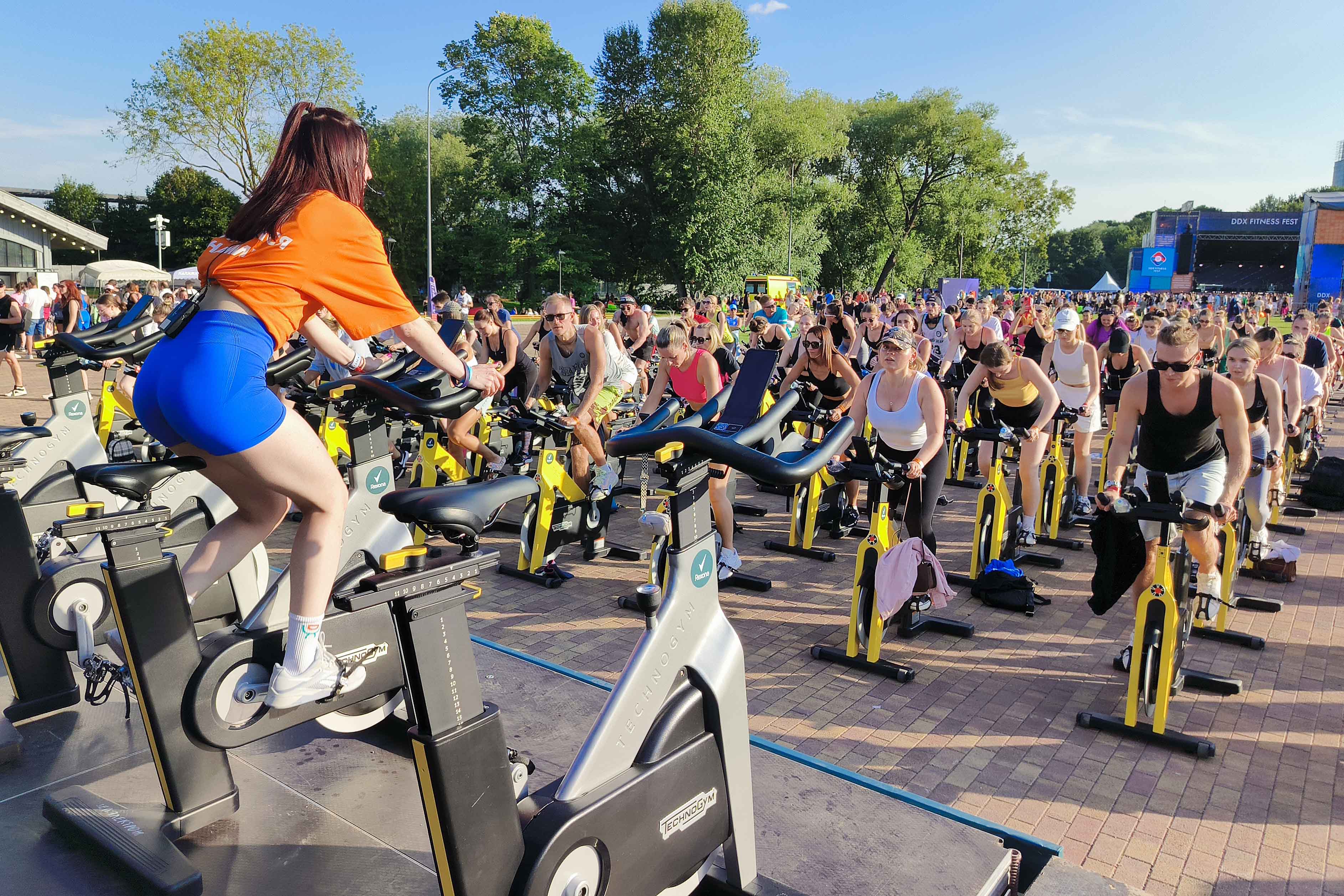 Ддх фитнес фест. Спортивный фестиваль летом. Фитнес фест 2024. Ddx fitness фестиваль. Фитнес фест 2024.