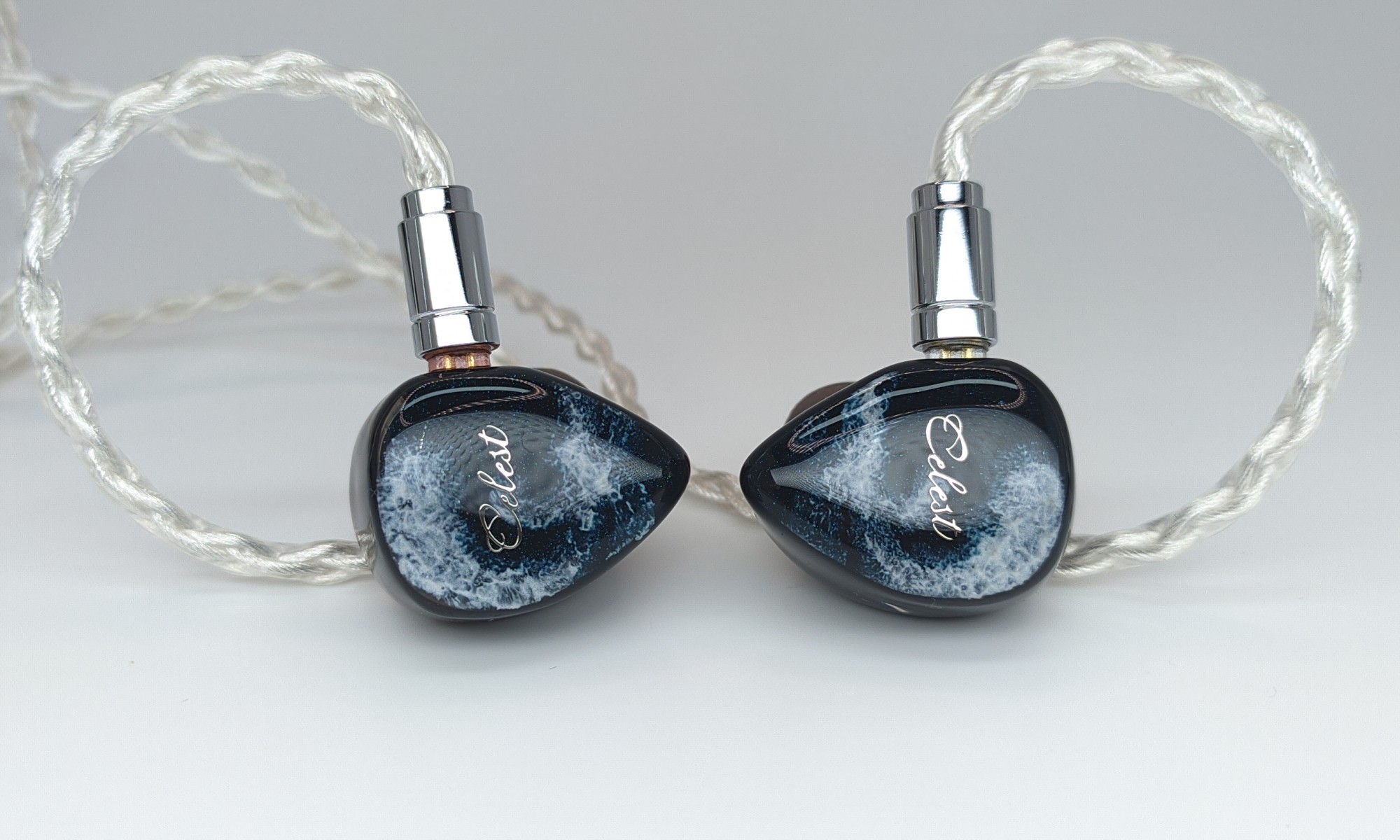 【美品】Kinera Celest Relentless　1DD+6BA Amazon.co.jp: HiFiGo Kinera Celest Relentless インイヤー