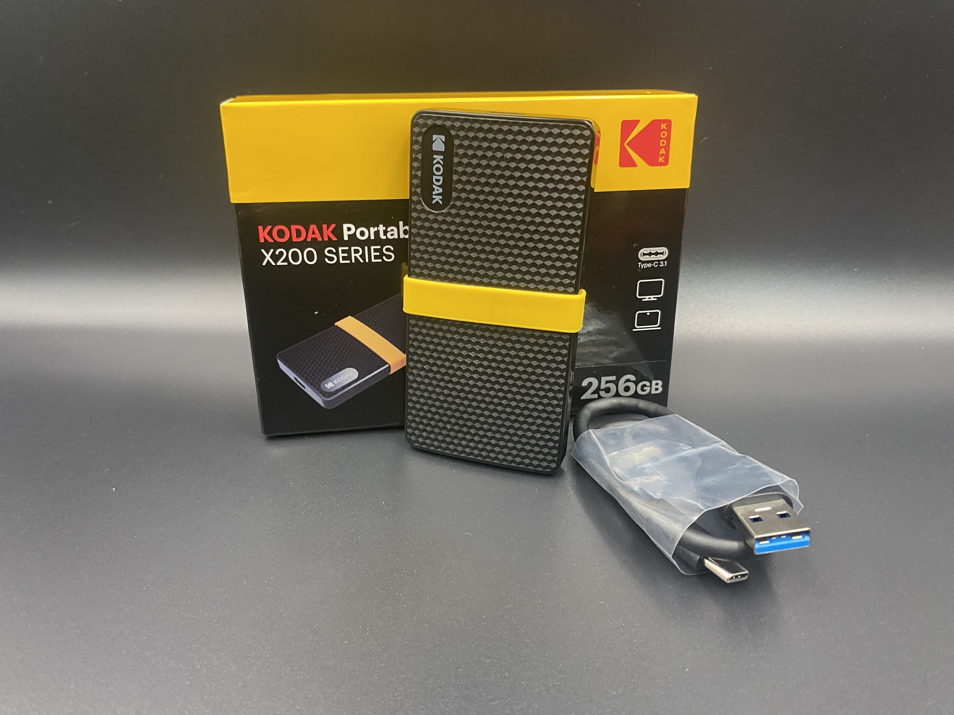 Обзор внешнего SSD-накопителя Kodak Portable X200 256 Гб