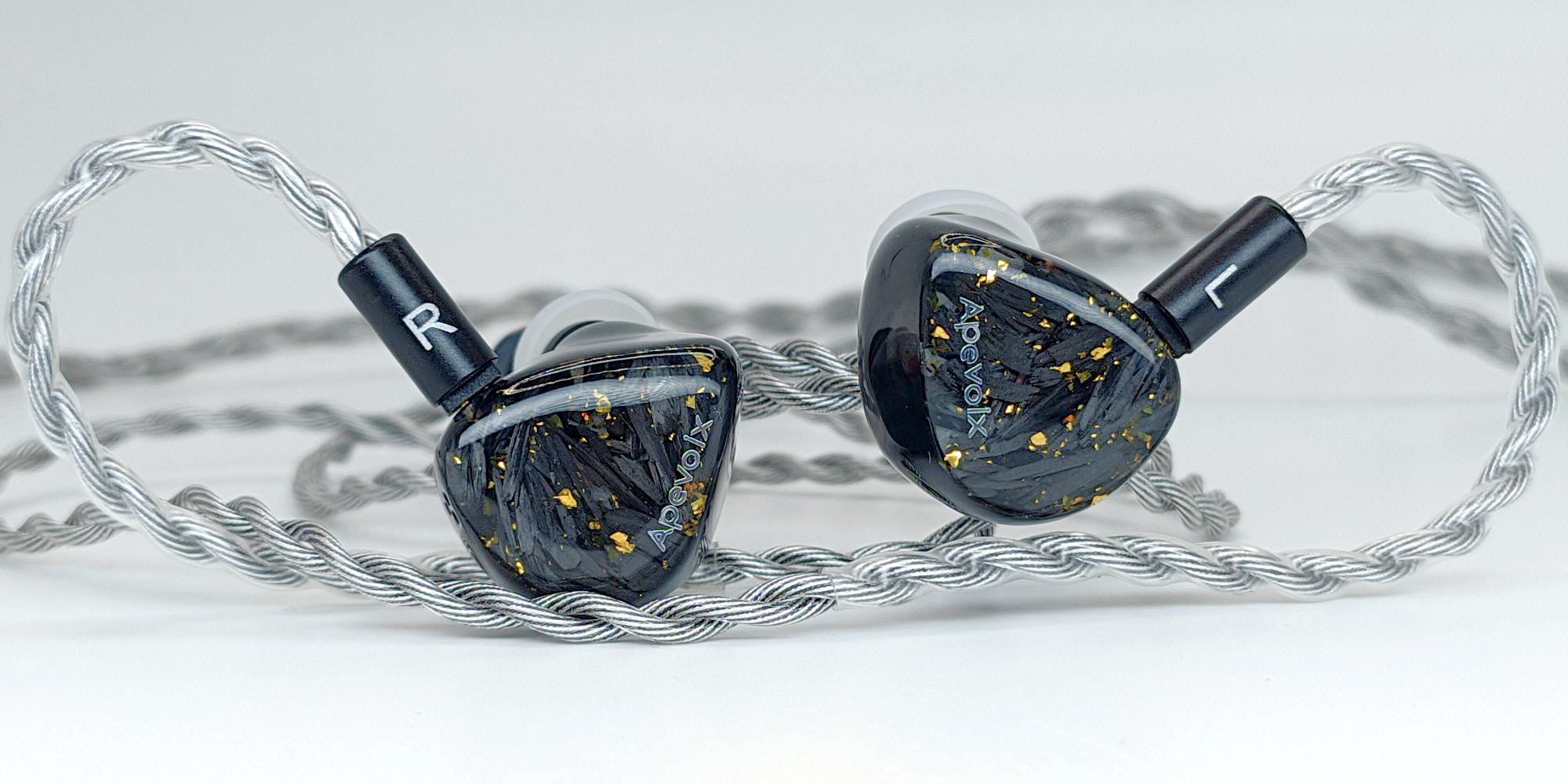 Apevoix Grit - текстурная натуральность - обзор трибридных