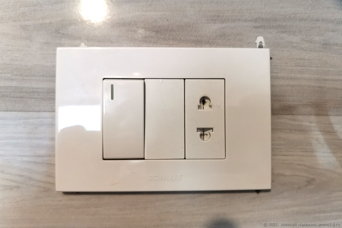 Как устроены египетские модульные розетки и выключатели / Путешествия и ...