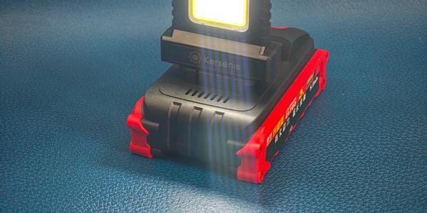 Универсальный фонарь для рабочих нужд